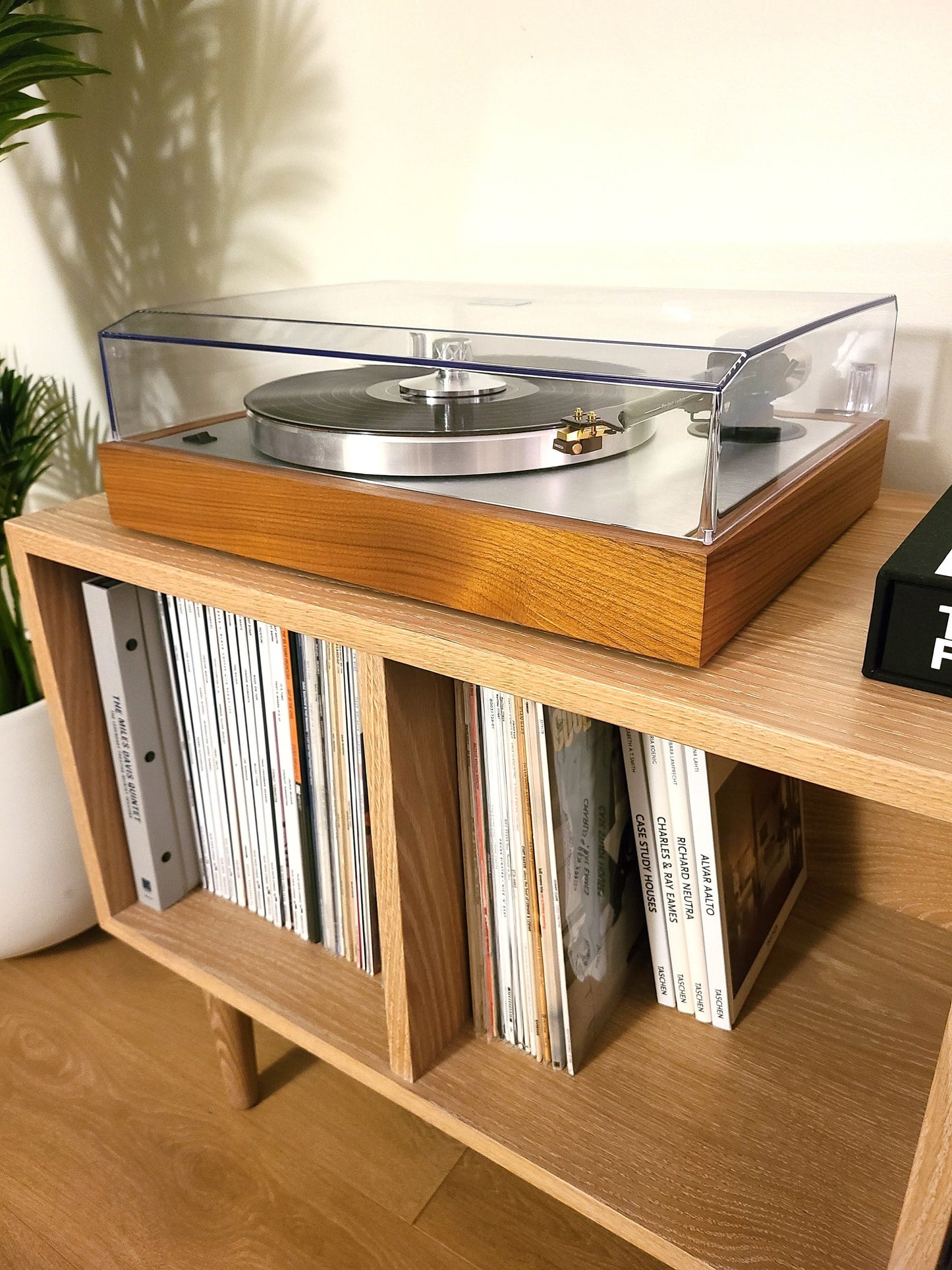 Solid White Oak Vinyl Record Console, Turntable Stand, Storage Record Player Table, Media Center, Mid-Century Modern